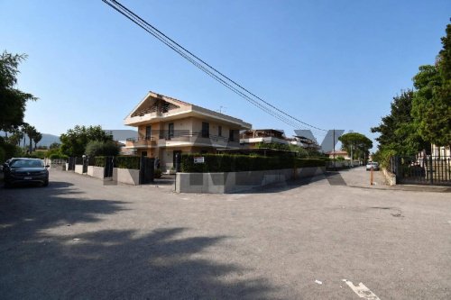 Half-vrijstaande woning in Mascali