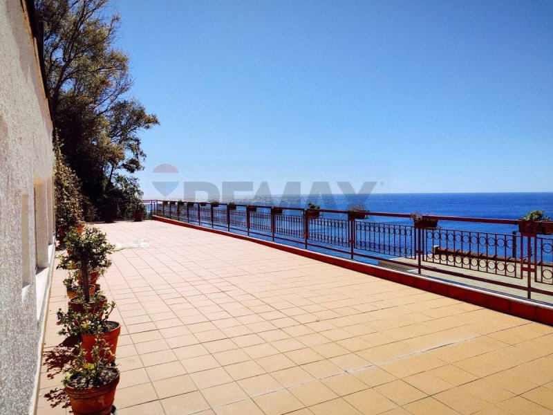 Apartment in Taormina