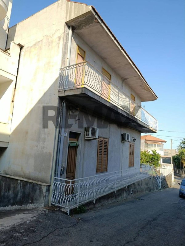 Casa independente em Acireale