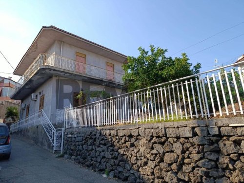 Casa independente em Acireale