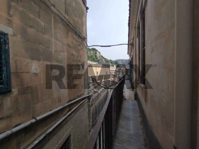 Vrijstaande woning in Modica