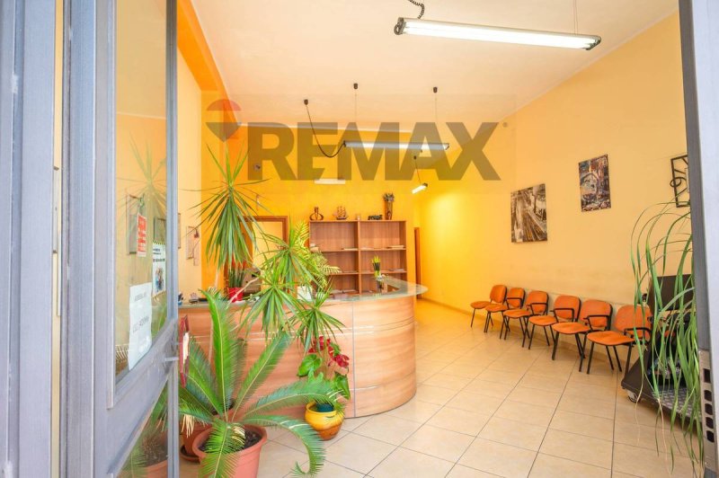 Local commercial à Fiumefreddo di Sicilia