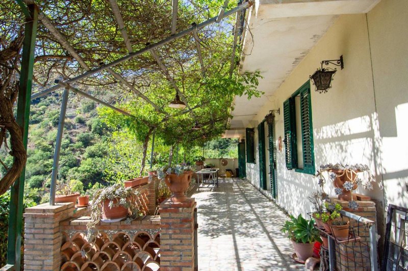 Villa i Castelmola