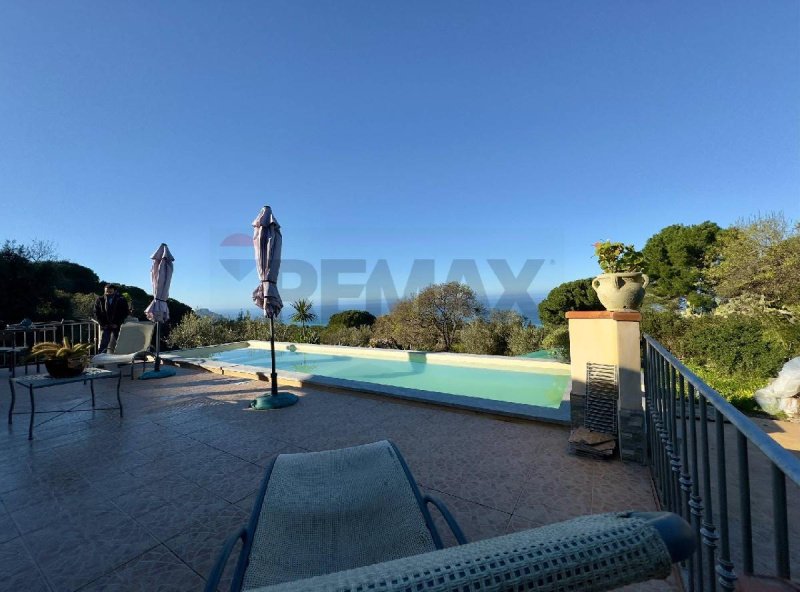 Villa i Cefalù
