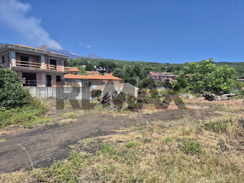 Bouwgrond in Zafferana Etnea