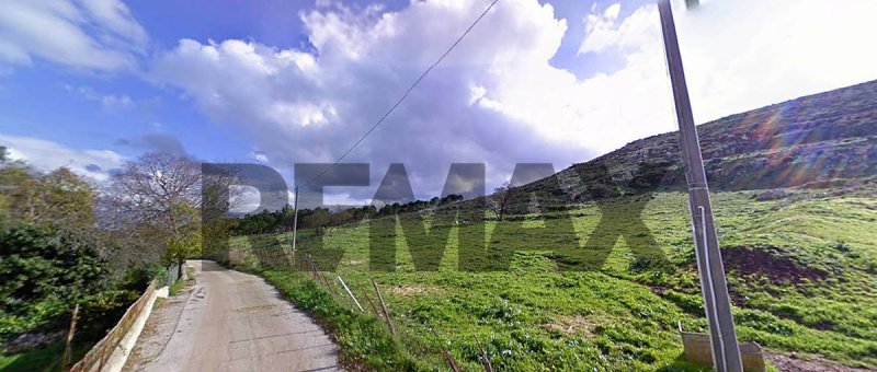 Landbouwgrond in Carlentini