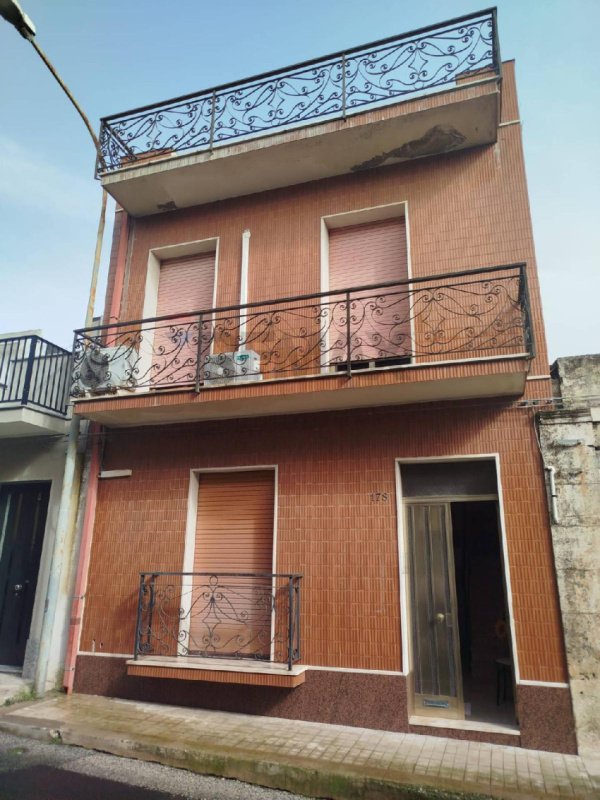 Einfamilienhaus in Canicattini Bagni