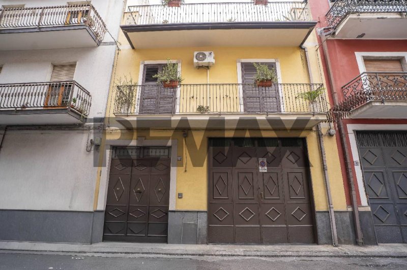 Casa independiente en Paternò