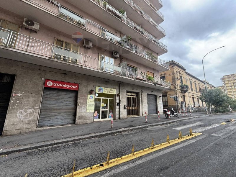 Immobile commerciale a Catania