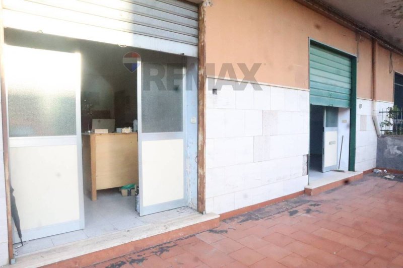 Local commercial à Misterbianco