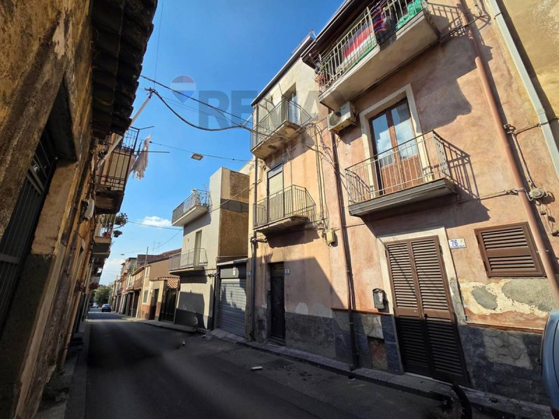 Casa independiente en Motta Sant'Anastasia