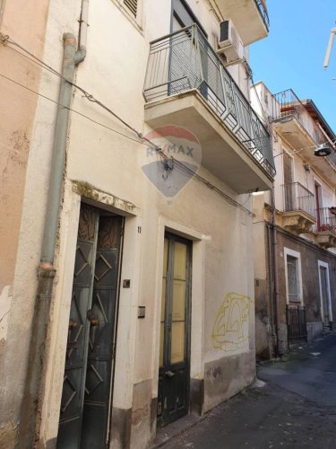 Detached house in Paternò