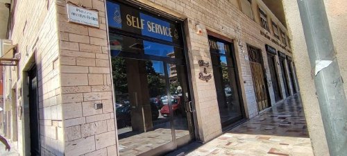 Immobile commerciale a Caltagirone