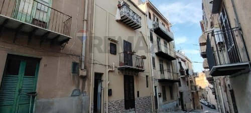 Casa independente em Termini Imerese