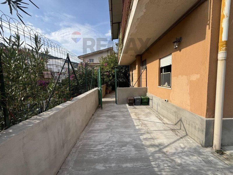 Appartamento a Oliveri
