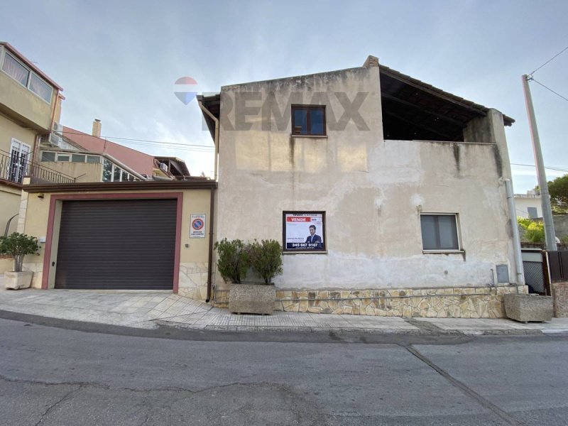 Vrijstaande woning in Pace del Mela