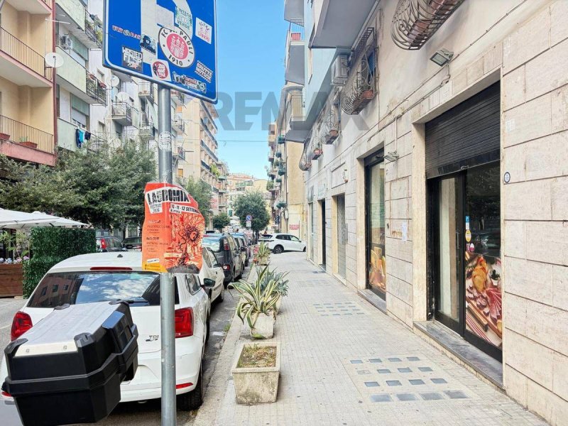 Immobile commerciale a Cosenza