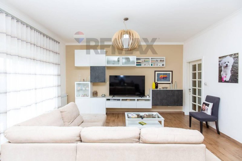 Apartamento em Sant'Agata li Battiati