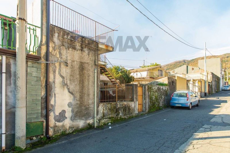 Vrijstaande woning in Zafferana Etnea