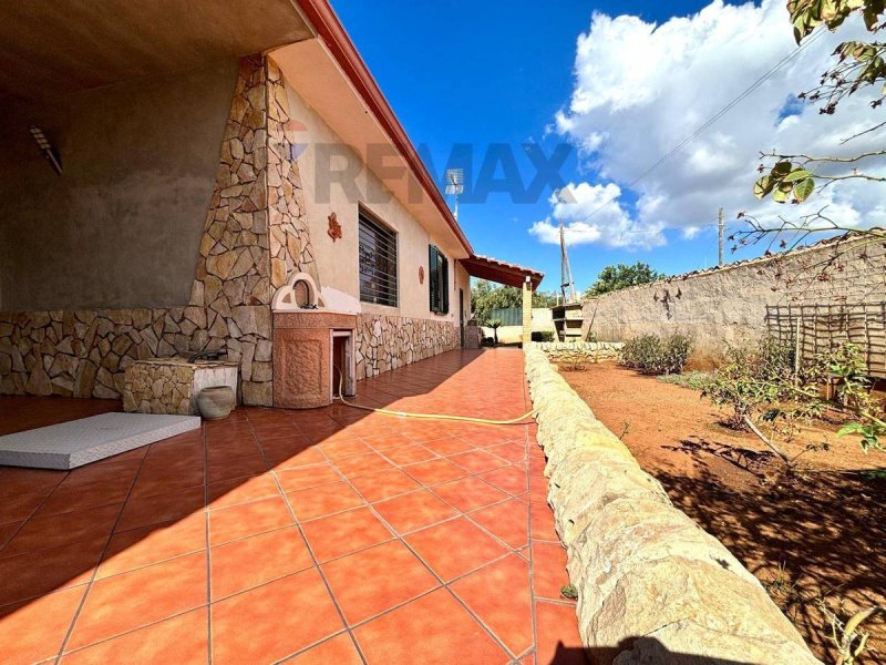 Villa in Santa Croce Camerina