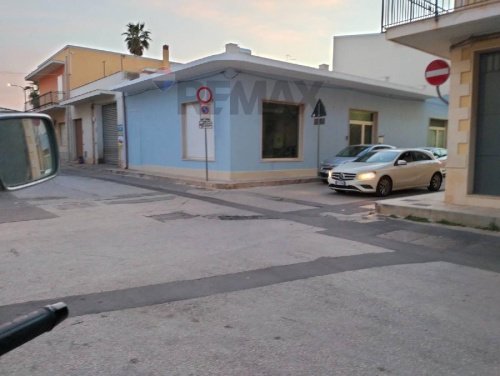 Immobile commerciale a Siracusa