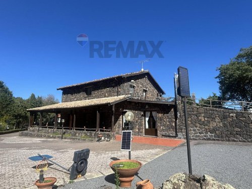 Villa in Maletto