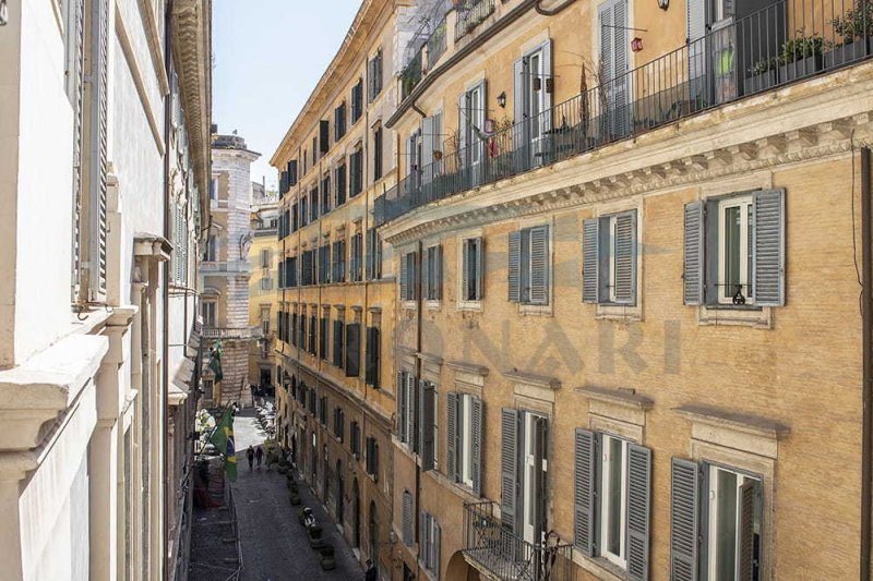 Apartamento histórico em Roma