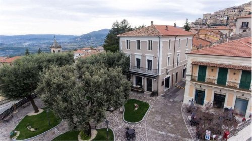 Palats i San Donato Val di Comino