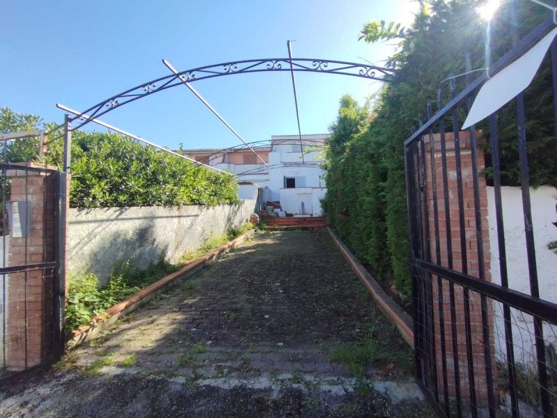 Terraced house in Scalea