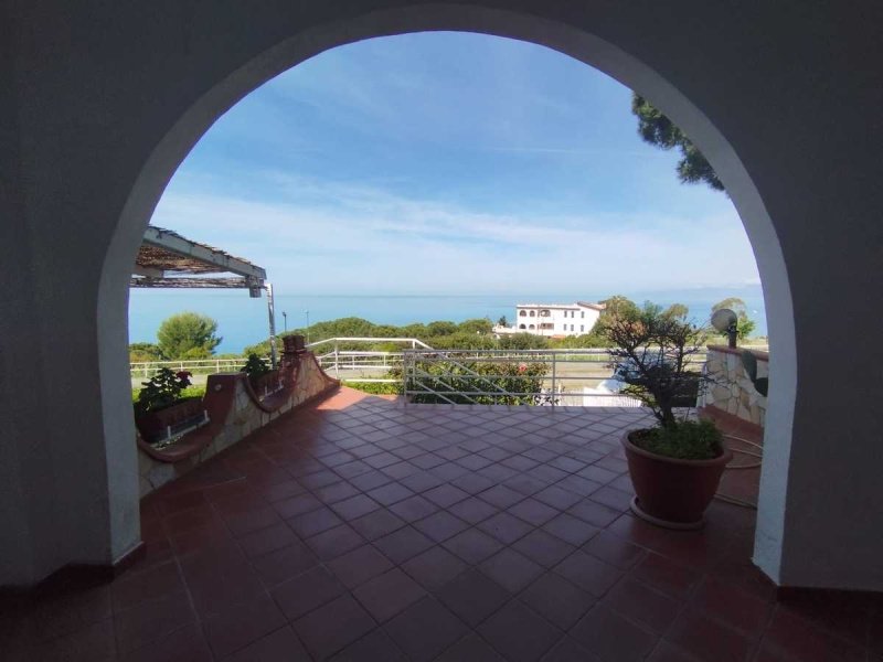 Terraced house in Scalea