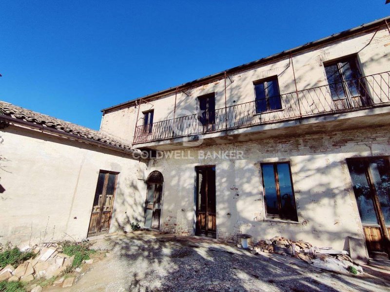 Palácio em Monterubbiano