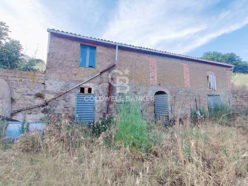 Klein huisje op het platteland in Valentano