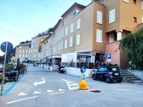 Commercial property in Arenzano