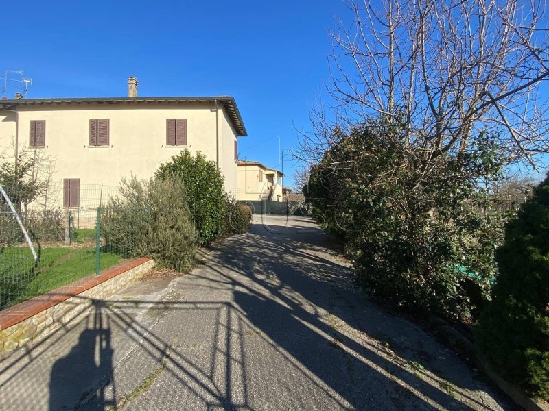 Self-contained apartment in Montone