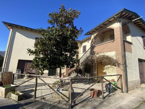 Self-contained apartment in Montone