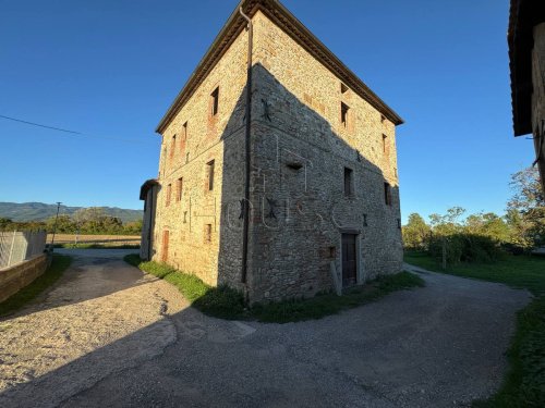 Klein huisje op het platteland in Sansepolcro