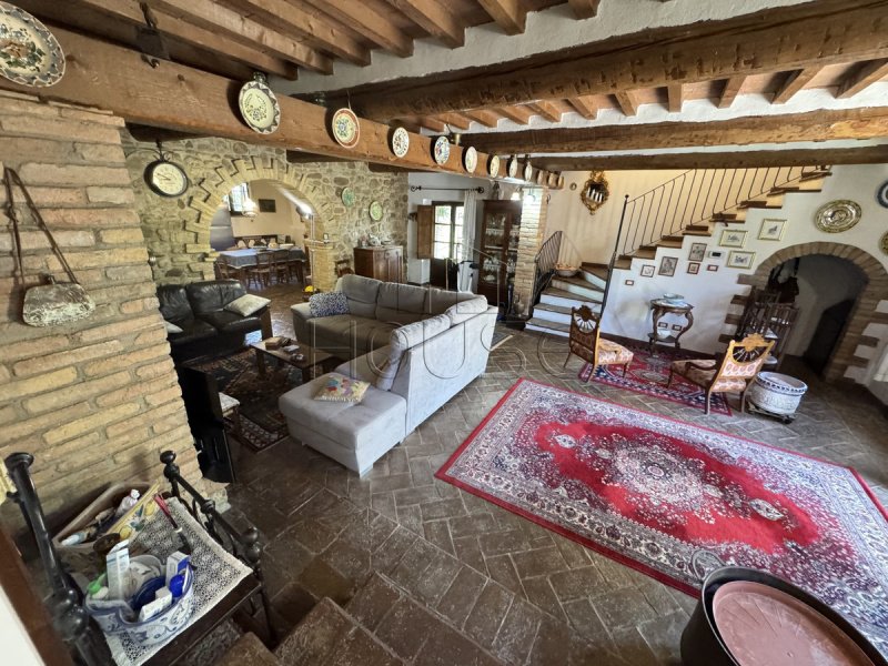 Lantställe i Montone