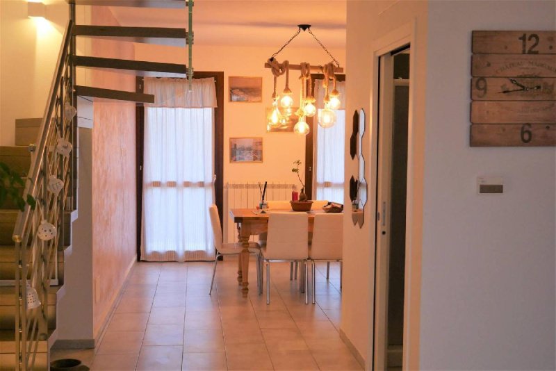 Appartement in Cecina