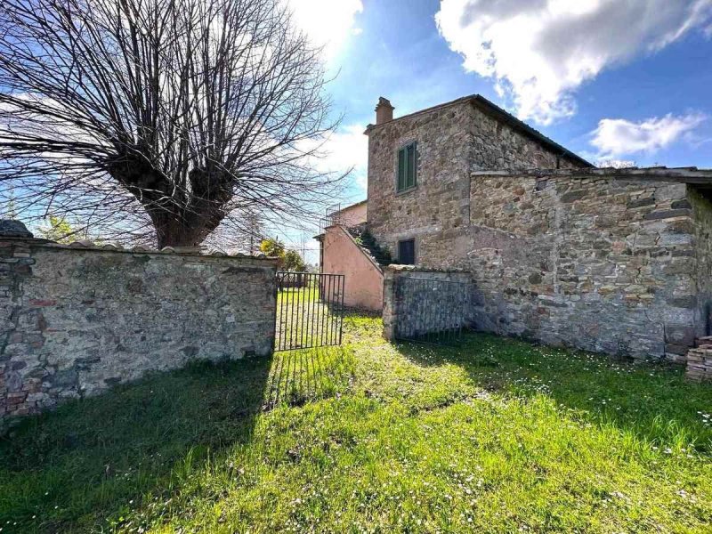 Villa in Montecatini Val di Cecina