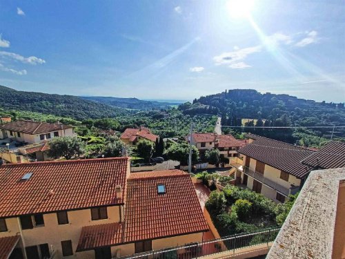 Apartment in Castagneto Carducci