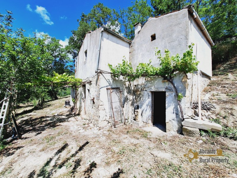 Huis op het platteland in Castelmauro