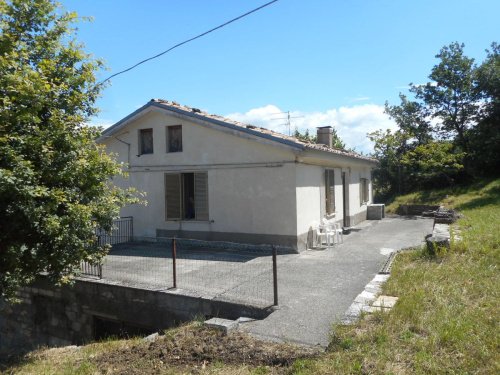 Detached house in Roccaspinalveti