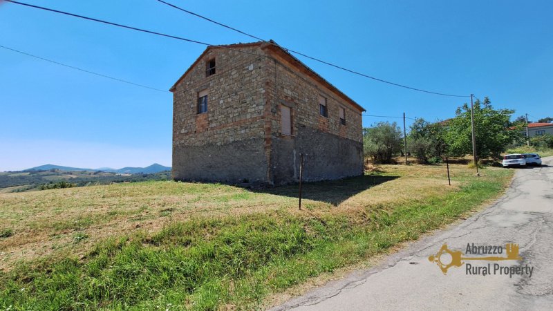 Einfamilienhaus in Roccaspinalveti