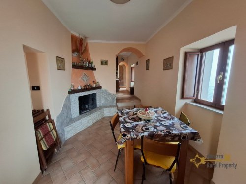 House in Gissi