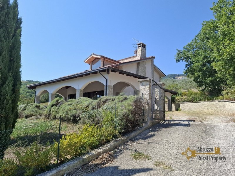 Moradia em Castelverrino