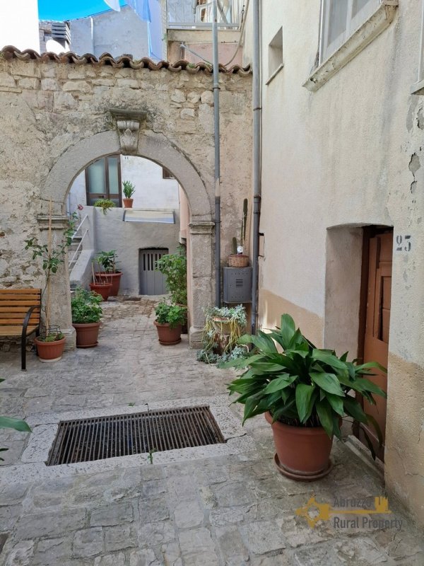 Casa a Petrella Tifernina