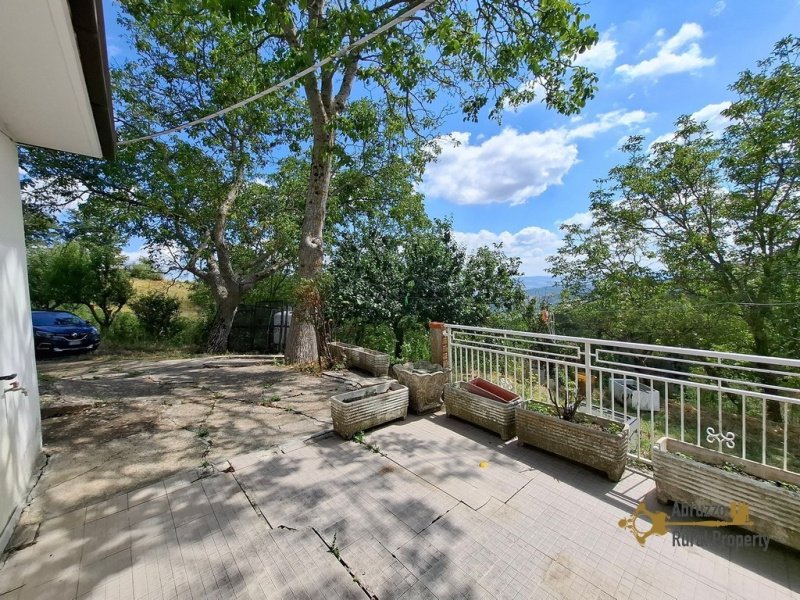 Сельский дом в Скьяви-ди-Абруццо