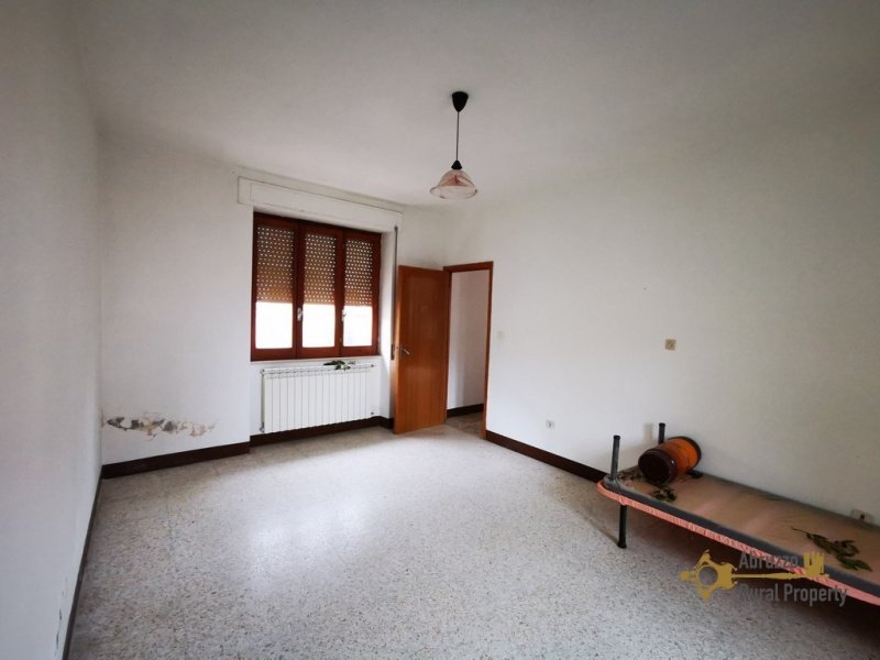 Hus i San Felice del Molise