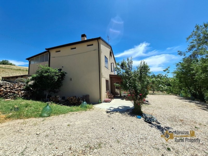 Casa di campagna a Civitanova del Sannio