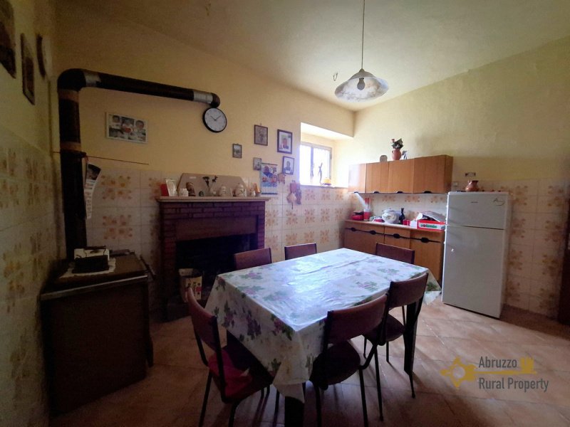 Maison individuelle à Carunchio